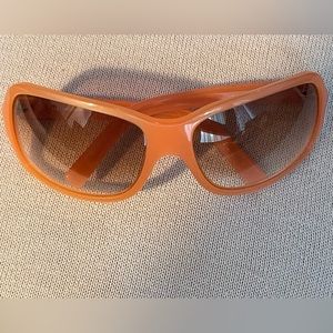 EUC orange vintage D&G